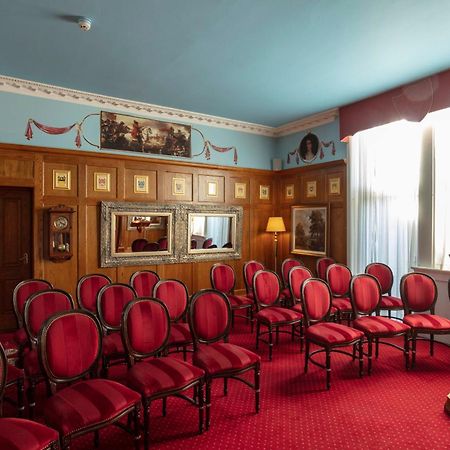 Scholars Townhouse Hotel โดรฮาดา ภายนอก รูปภาพ