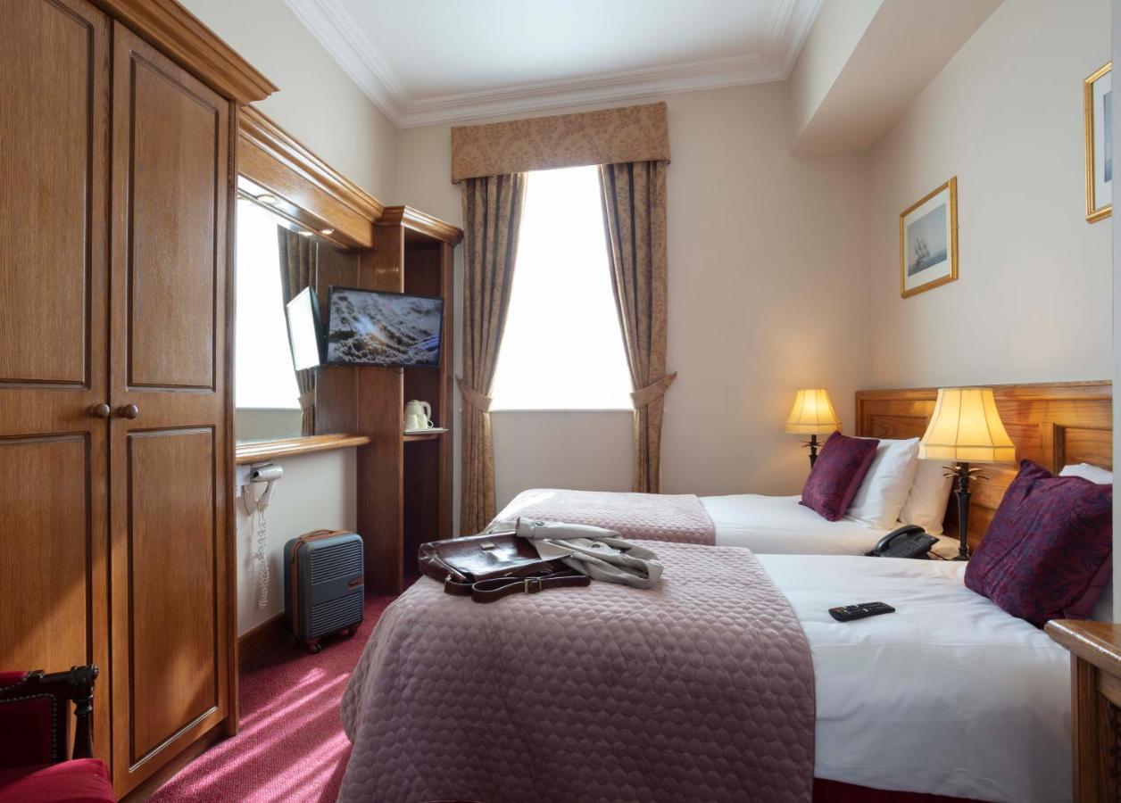 Scholars Townhouse Hotel โดรฮาดา ภายนอก รูปภาพ