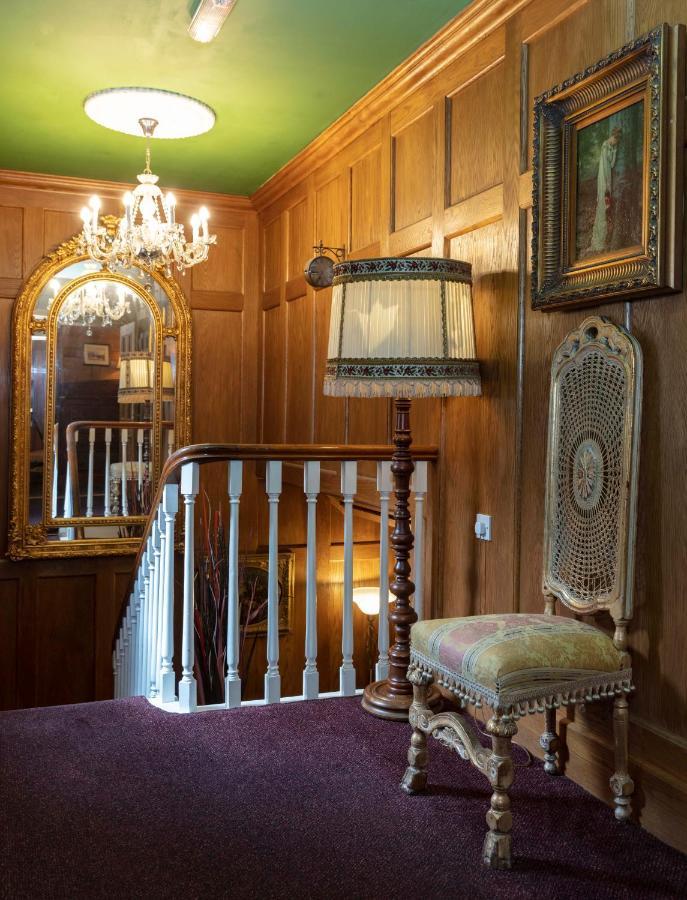 Scholars Townhouse Hotel โดรฮาดา ภายนอก รูปภาพ